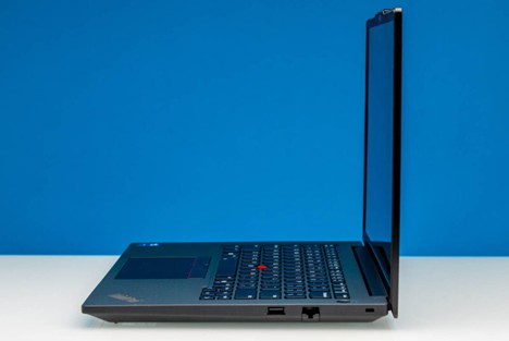 Lenovo ThinkPad P14s Gen 6 Right Ports