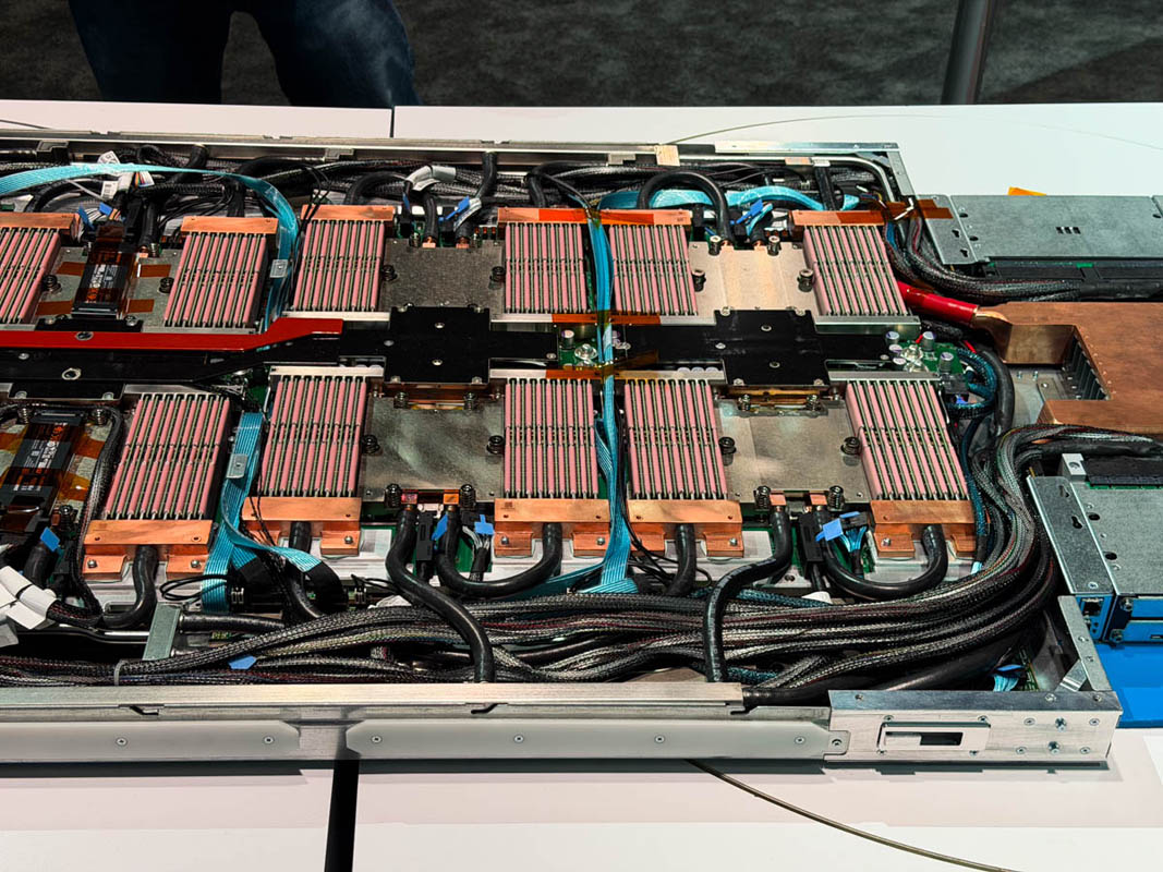صفحه خنک‌کننده پردازنده AMD EPYC با شش نقطه اتصال