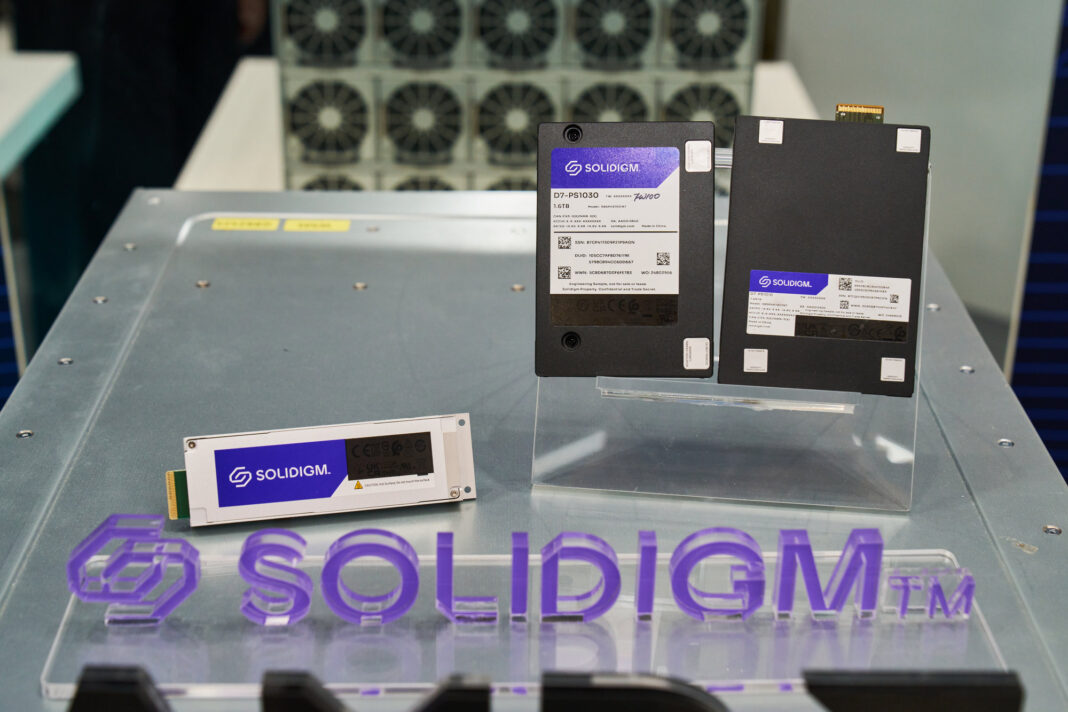 درایوهای پرسرعت Solidigm D7-PS1010