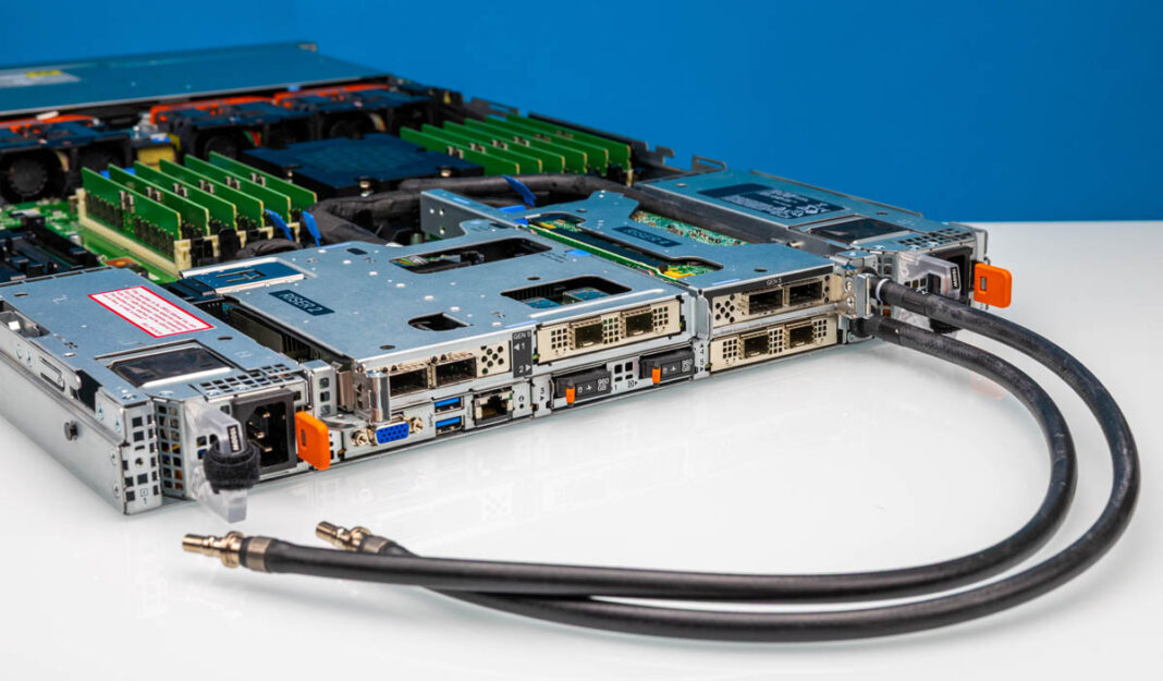 سرور Dell PowerEdge R6715